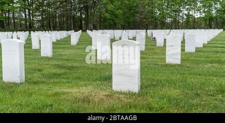 Riverhead, United States. 23rd May, 2020. (5/23/2020) View of Calverton National Cemetery for veterans during Memorial Day weekend amid COVID-19 pandemic in Long Island. Veterans of all confessions Christians, Jewish, Muslim buried on this cemetery. Veterans of all wars have been buried there. (Photo by Lev Radin/Pacific Press/Sipa USA) Credit: Sipa USA/Alamy Live News Stock Photo