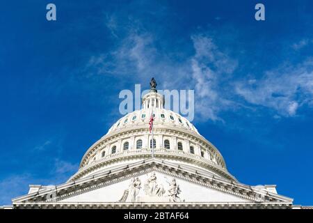 Washington, District of Columbia, USA. 27th Mar, 2020. The US Capitol Building on March 27, 2020, in Washington, DC. Credit: Alex Edelman/ZUMA Wire/Alamy Live News Stock Photo