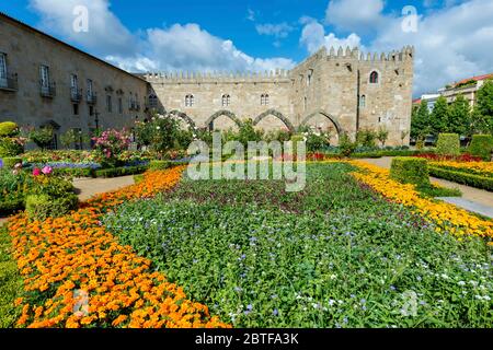 Santa Barbara garden near the walls of the Old Palace of the Archbishops, Braga, Minho, Portugal Stock Photo