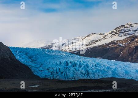 Fláajökull Glacier, a lobe coming down off Vatnajökull Icecap, in Vatnajokull National Park along the South Coast of Iceland Stock Photo