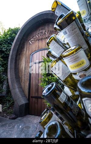Rombauer Vineyards, Longtime family-owned winery offering by-appointment tastings & tours, plus a garden picnic area. Napa Valley, California. Stock Photo