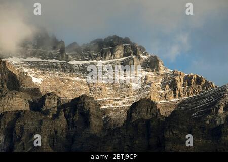 Mt. Temple, 11,627 feet (3544 m.) Highest peak in Lake Louise area, Banff National Park, Alberta, Canada Stock Photo