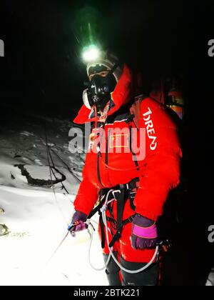 Mount Qomolangma Base Camp. 27th May, 2020. Chinese surveying team prepares to set off to reach the summit of Mt. Qomolangma, the world's highest peak, from a mountain camp at an altitude of 8,300 meters, on May 27, 2020. Credit: Penpa/Xinhua/Alamy Live News Stock Photo