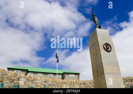 1982 War Memorial in Port Stanley, Falkland Islands (Islas Malvinas), United Kingdom, South America Stock Photo
