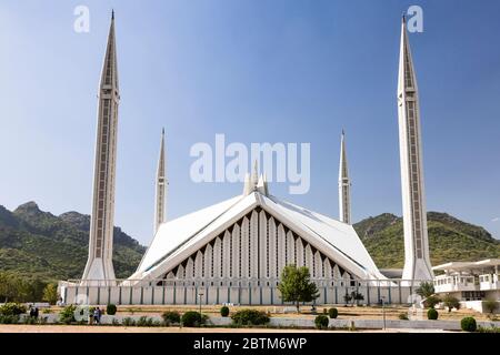 Faisal Mosque, modern mosque shaped like Bedouin tent, Islamabad, Islamabad Capital Territory, Pakistan, South Asia, Asia Stock Photo