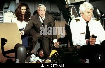 AIRPLANE !  1980 Paramount Pictures film with from left: Julie Hagerty, Peter Graves, Leslie Nielsen Stock Photo