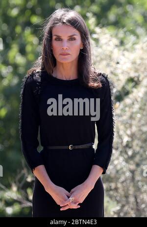 Madrid, Spain. 27th May, 2020. QUEEN LETIZIA of Spain observes a minute of silence in memory for the COVID19 pandemic victims in Spain in Madrid, Spain. Credit: Jack Abuin/ZUMA Wire/Alamy Live News Stock Photo