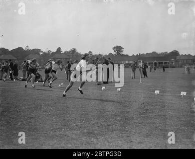 Vickers sports day . Action from the relay race 1939 Stock Photo