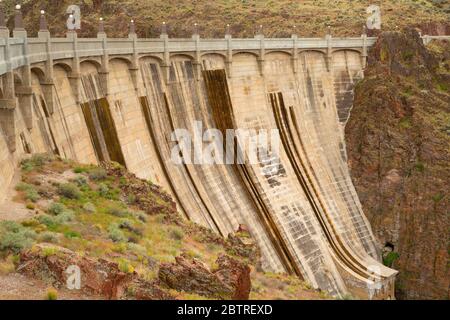 Owyhee Dam, Lake Owyhee State Park, Oregon Stock Photo