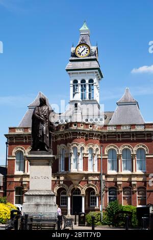 The Guildhall Arts Centre, and Sir Isaac Newton statue. St Peters Hill, Grantham, Lincolnshire, England. May 2020 Stock Photo