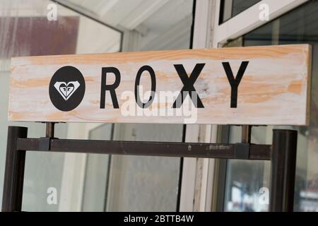 Roxy surf deals shop