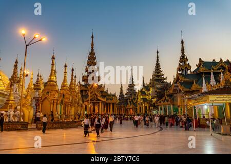 Shwedagon pagoda after sunset, Yangon (Rangoon), Myanmar (Burma), Asia Stock Photo