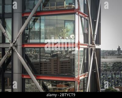 Neo Bankside Apartments opposite the Tate Modern Gallery, London, UK Stock Photo