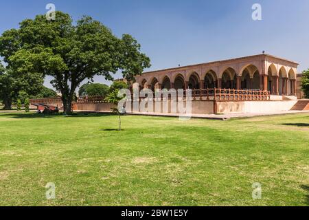 Diwan-e-aam, Courtyard of Lahore Fort, Citadel of Mughal Empire, Islamic and Hindu architecture,  Lahore, Punjab Province, Pakistan, South Asia, Asia Stock Photo