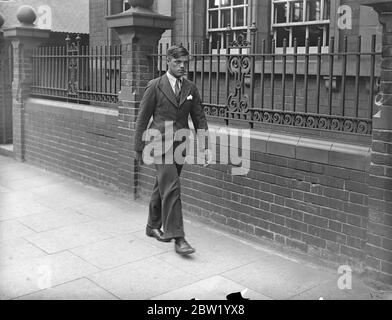 Man was arrested after the body of Daisy Vera Skeels, a 16-year-old waitress has been exhumed, for an inquest. Andrew Chumley was taken into custody on the coroners warrant on the charge of manslaughter. Photo shows: William Henry Skeels, brother of the dead girl, who accused Andrew Chumley, leaving after the inquest at Hounslow, London. 18 June 1937 Stock Photo