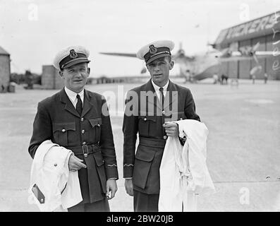 The 1930 transatlantic crew (from left) John Stannage, wireless ...