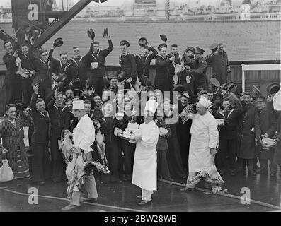 sailors-cheer-their-christmas- sailors-cheer-their-christmas-