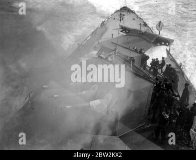 The Atlantic Fleet at Moray Firth. 4 inch shoot at C.M.B. target for aft control top of H.M.S. Renown. 1928 Stock Photo