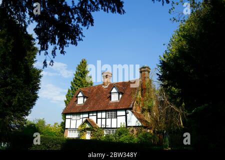 Quaint traditional white timber framed house, Speldhurst, Kent, England Stock Photo