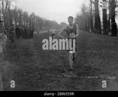 Guards cross country run starts from Windsor Castle . The annual London District Army Cross Country championship was run over a seven mile course starting from the Long Walk , Windsor Great Park . The winner was the holder , Guardsman E Blows of the 2nd Battalion Grenadier Guards . Guardsman E Blows . 28 February 1933 Stock Photo
