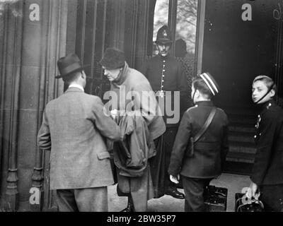 Scottish woman teacher continues her appeal in House of Lords . Miss Margaret Cherry Smith of Glasgow , who is conducting her own appeal in the House of Lords against a decision of the Scottish courts , which had held that the Public Authorities Protection Act barred an action she started against the Glasgow Education Authority to secure the public retraction of alleged slanders and for special damages , continued her address at the resumed hearing . Photo Shows ; Miss Margaret Cherry Smith walking to the House of Lords 4 May 1933 Stock Photo