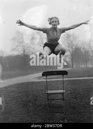Miss Pamela Foster a dancer out for an early morning trot . 27 March 1934 Stock Photo