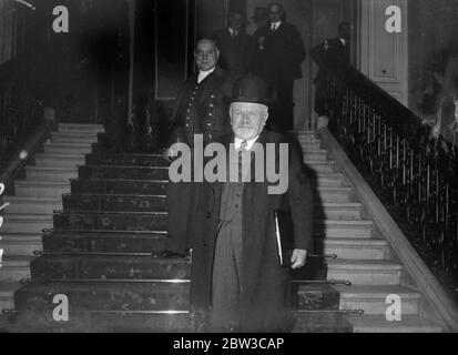 New French Cabinet meets for the first time . 13 November 1934 Stock Photo