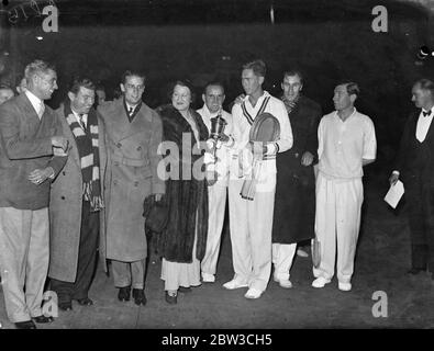 American tennis player , Henry Ellsworth Vines wins the World Professional Championship at Wembley defeating fellow American , Bill Tilden . 24 November 1934 Stock Photo