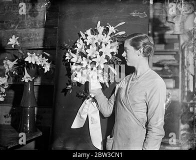 Princess Marina ' s wedding bouquet . 28 November 1934 Stock Photo