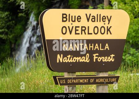 Blue Valley Overlook and roadside waterfall in the Nantahala National Forest along scenic NC-106 / DillardRoad in Highlands, North Carolina. (USA) Stock Photo