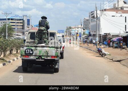A military pickup truck drives through the streets of the South Sudanese capital of Juba with a soldier standing on the loading platform, taken on 14.12.2019. Photo: Matthias Todt/dpa-Zentralbild/ZB/Picture Alliance | usage worldwide Stock Photo