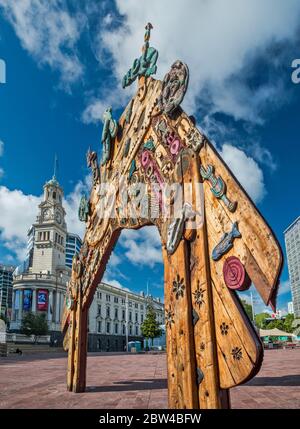 Waharoa gate, created by Selwyn Muru, inspired by Maori and Polynesian art, at Aotea Square in Auckland, North Island, New Zealand Stock Photo