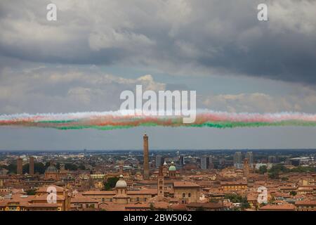 Bologna, Italy. 29th May, 2020. Italy's aerobatic team Frecce Tricolori (Tricolour arrows) fly over Bologna as part of celebrations for the 74th anniversary of the proclamation of the Italian Republic on May 29, 2020 in Bologna, Italy. Credit: Massimiliano Donati/Alamy Live News Stock Photo