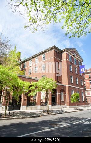 Arthur T. Vanderbilt Hall, School of Law, New York University, New York City, New York, USA Stock Photo