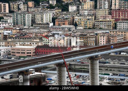 Genoa, Italy. 29th May, 2020. GENOA, ITALY - May 29, 2020: General view shows the building site of new Morandi bridge (officially Viadotto Polcevera). The original bridge collapsed in August 2018 and the new one is expected to reopen in July 2020. (Photo by Nicolò Campo/Sipa USA) Credit: Sipa USA/Alamy Live News Stock Photo