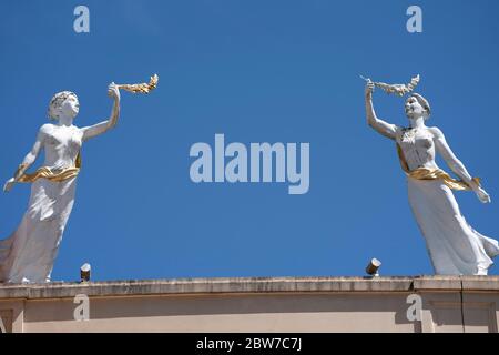 Manchester, UK. 29th May, 2020. Picture shows a statues at the the INTU Trafford Centre in Manchester which has released details about how it will saf Stock Photo