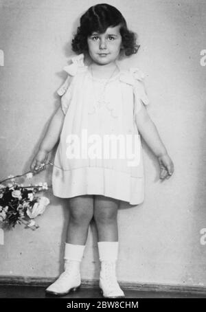 Victoria Briggs , born 4 years ago on a voyage from Nantes to Rio de Janeiro , Victoria has sailed around the globe , but has never trodden dry land . 24 September 1927 Stock Photo