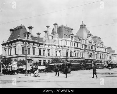 Bombs outrage in Buenos Aires . Fifteen persons dead . The Argentine Eastern Railway ' s station at Buenos Aires . 20 January 1931 Stock Photo