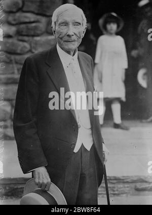 John D. Rockefeller, Jr., as he appeared before the Senate Oil  Investigating Committee in Washington today to lend what aid he could in  exploring the mysteries of the Continental Trading Company's $3,000,000
