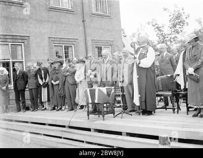 The official opening ceremony of Erith Hospital . 1935 . Stock Photo