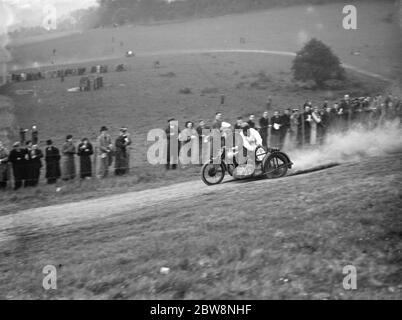 Speedway sidecar bikes race at Bigginhill . 1936 Stock Photo