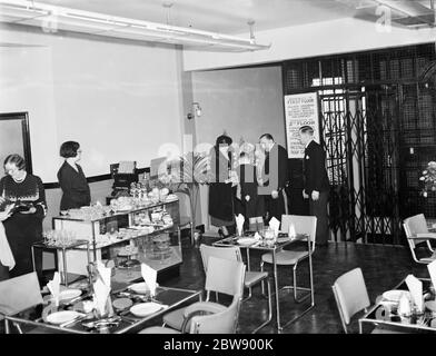 The opening of ' Hinds ' restaurant , Eltham . 22 February 1936 . Stock Photo