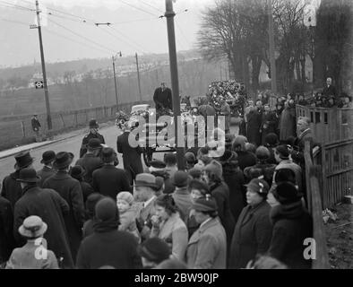 The funeral procession of of farmer MR L Bruce Gibson in East Wickham . 25 February 1939 Stock Photo