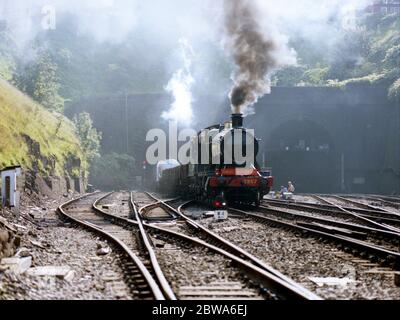 2857 , a 2800 Class Churchward designed (2.8.0) freight loco built 1918, withdrawn 4/1963. Preserved on Severn Valley Railway.  leaving Newport Tunnel Stock Photo