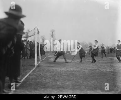 Ladies hockey at Kew . East versus the South Territorials . 26 February 1921 Stock Photo