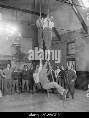 Gymnastic treatment for the wounded at the Croydon War Hospital 24 March 1917 Stock Photo