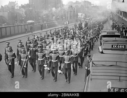The band of the 2nd Cold Stream Guards at Waterloo , when the battalion entrained for Pirbright 6 August 1932 Stock Photo