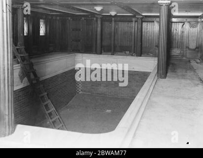 The swimming baths on board the RMS Aquitania which was a Cunard Line ocean liner Stock Photo