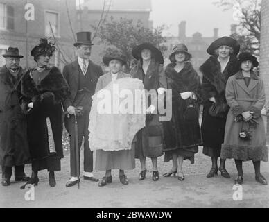 Major and Lady Moira Combe s little daughter was christened at Holy Trinity Church Windsor on Monday afternoon . Left to right , Lady Jane Combe , Major Combe , the nurse and baby , Lady Moira Combe , Hon Mrs Wilfred Egerton , Lady Clonmell and Lady Sheila Scott (Lady Moira's sister) 6 February 1922 maiden name - Lady Moira Estelle Nora Frances Scott ( daughter of Rupert Charles Scott, 7th Earl of Clonmell and his wife Rachel Berridge ) Major Henry Christian Seymour Combe Rachel Estelle Berridge , Lady Clonmell baby is Audrey Moulie Estelle Combe Stock Photo