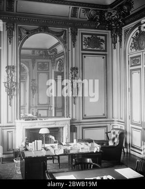 Sunderland House , Westminster London , Headquarters of League of Nations Sir Eric Drummond 's room 1919 Stock Photo